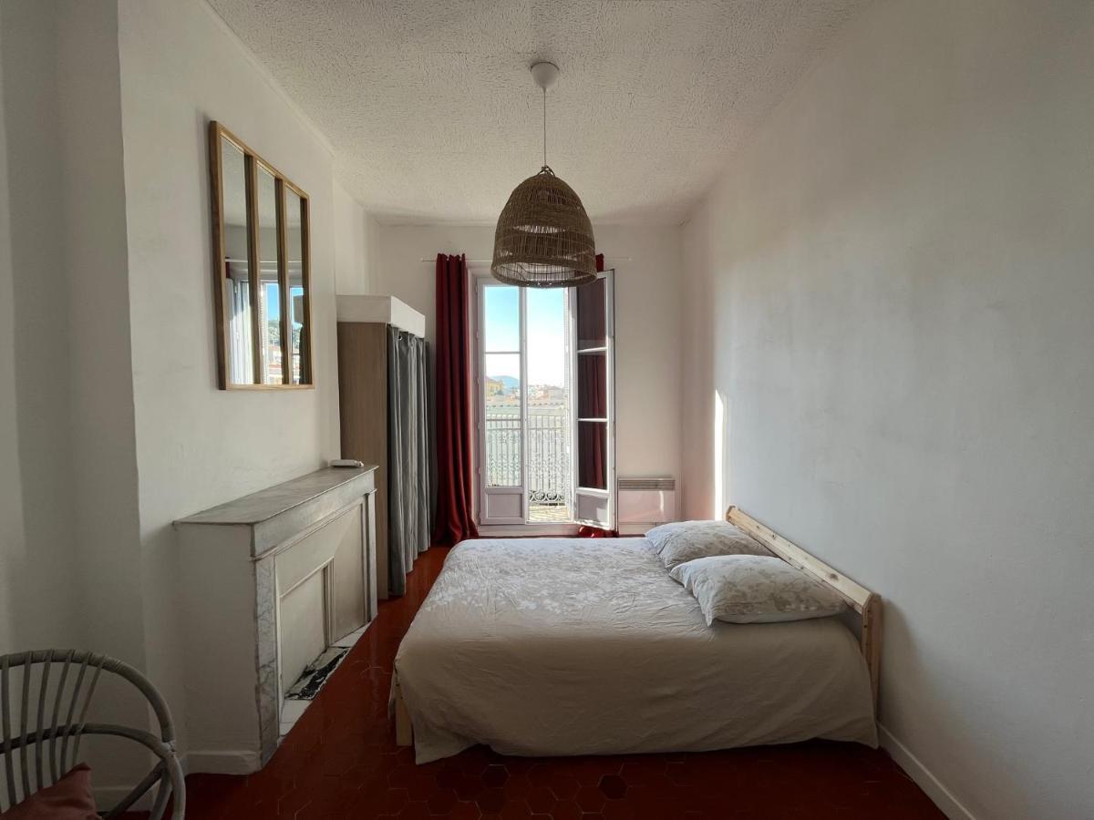 Appartement Hyeres - Centre Ville 3 Chambres 6 Personnes 4Eme Etage Escalier - Sebastien Claire 外观 照片